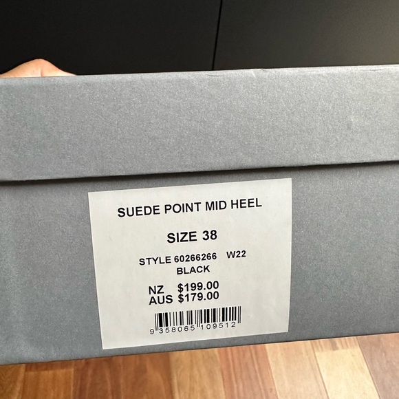 Trenery Suede Point Mid Heel - Black 38 - Picture 13 of 13